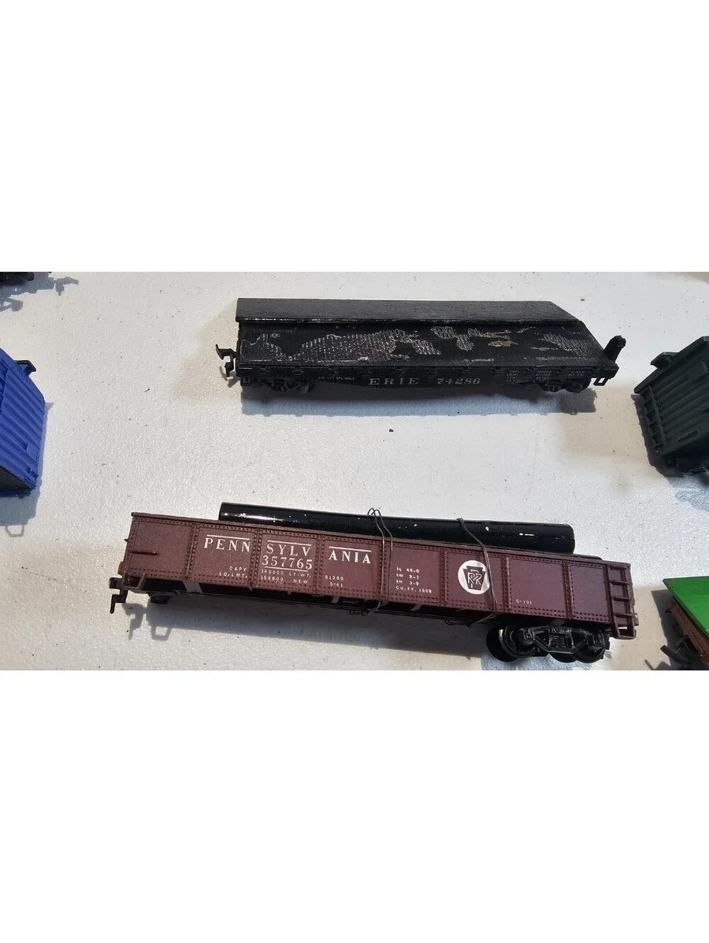 Vintage HO Scale Train Car Lot TYCO Chiquita Soo Line + Accessories Parts Repair